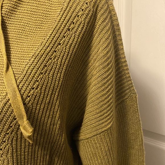 Sonoma Women’s Army Green Hooded Sweater sz L NWT - Picture 4 of 8